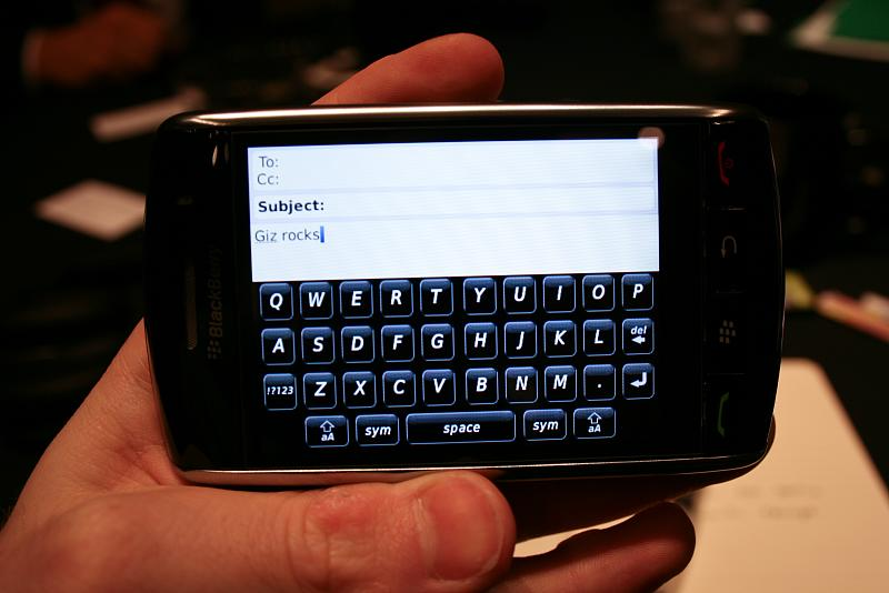Illustration for article titled BlackBerry Storm First Hands On